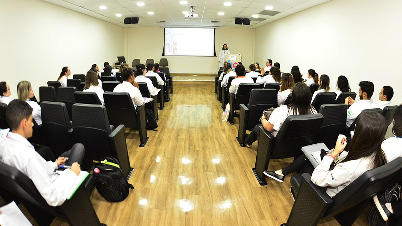 V Curso de Inverno em Oncologia Molecular recebe participantes de todo o Brasil