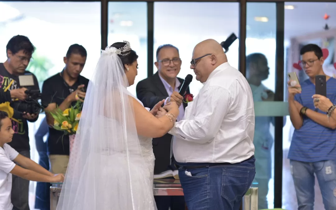Concretizando sonhos: Hospital de Amor realiza casamento para paciente