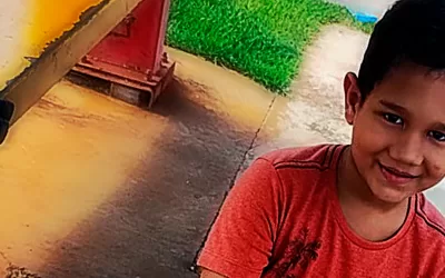 Do diagnóstico raro à conquista da prótese: conheça a história do Heitor, paciente do HA Infantojuvenil